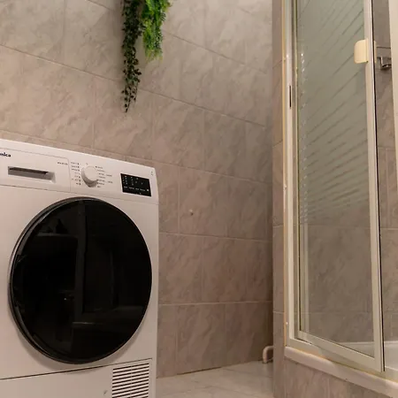 Apartament Easy By Interior - Bahnhof, Zentral, Modern, Parkplatz Extra *
